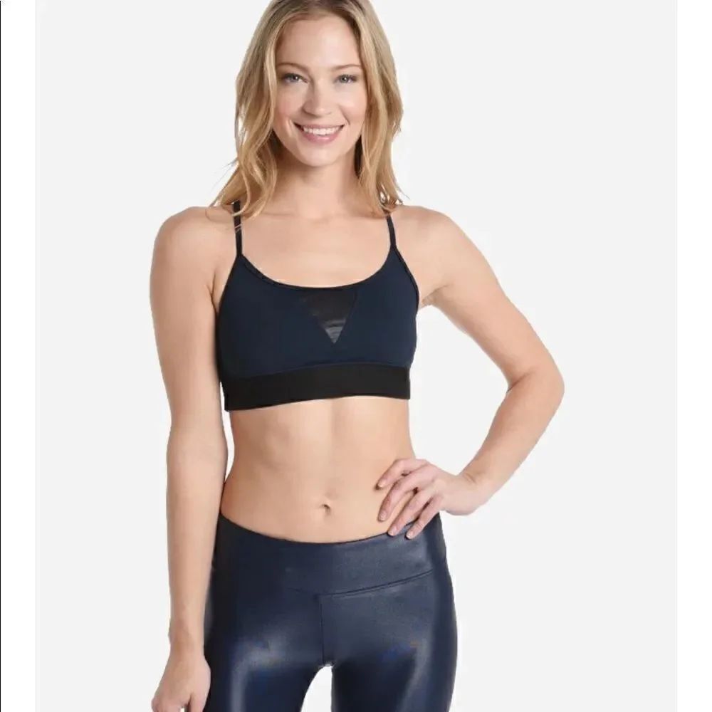 KORAL ACTIVEWEAR TRIFECTA VERSATILITY BRA size small